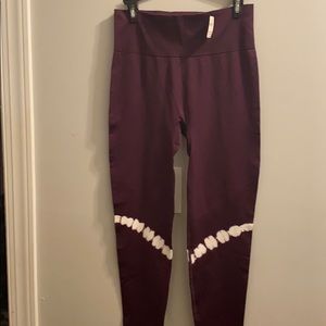 Burgundy leggings from pink